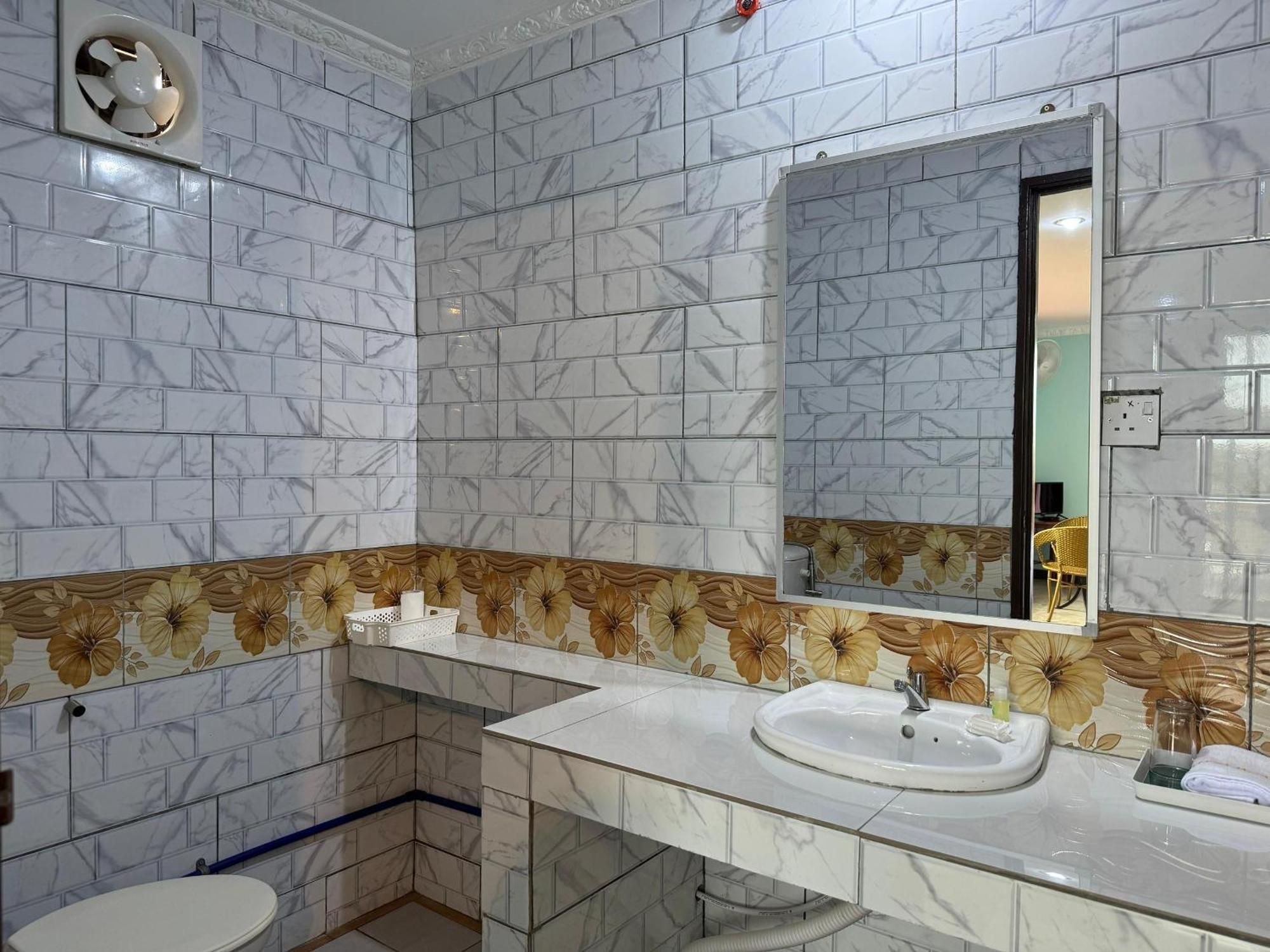 Ferienwohnung Myoldhouse Lahad Datu Exterior foto